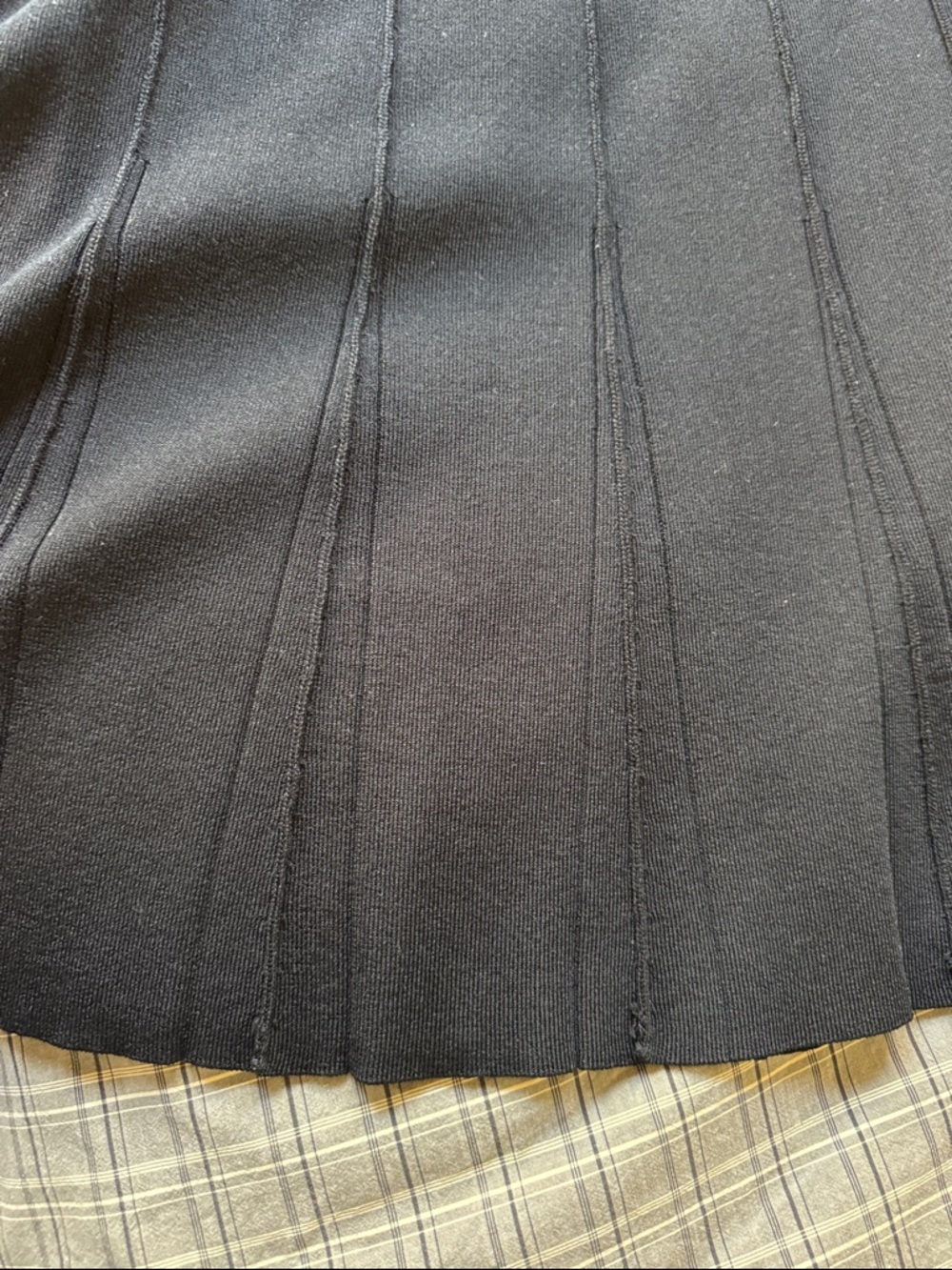 Classic knit Black A-Line Knit Skirt - and sleeveless topVersatile Women's Skirt - Picture 4 of 6